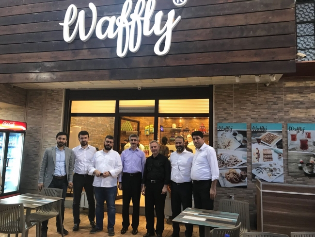 Hartum'da çay içip hesap isteyen Türk heyetine mütevazı cevap